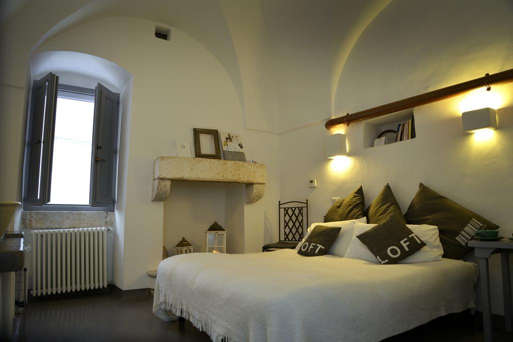 I 7 Archi Guest House Ostuni Cameră foto